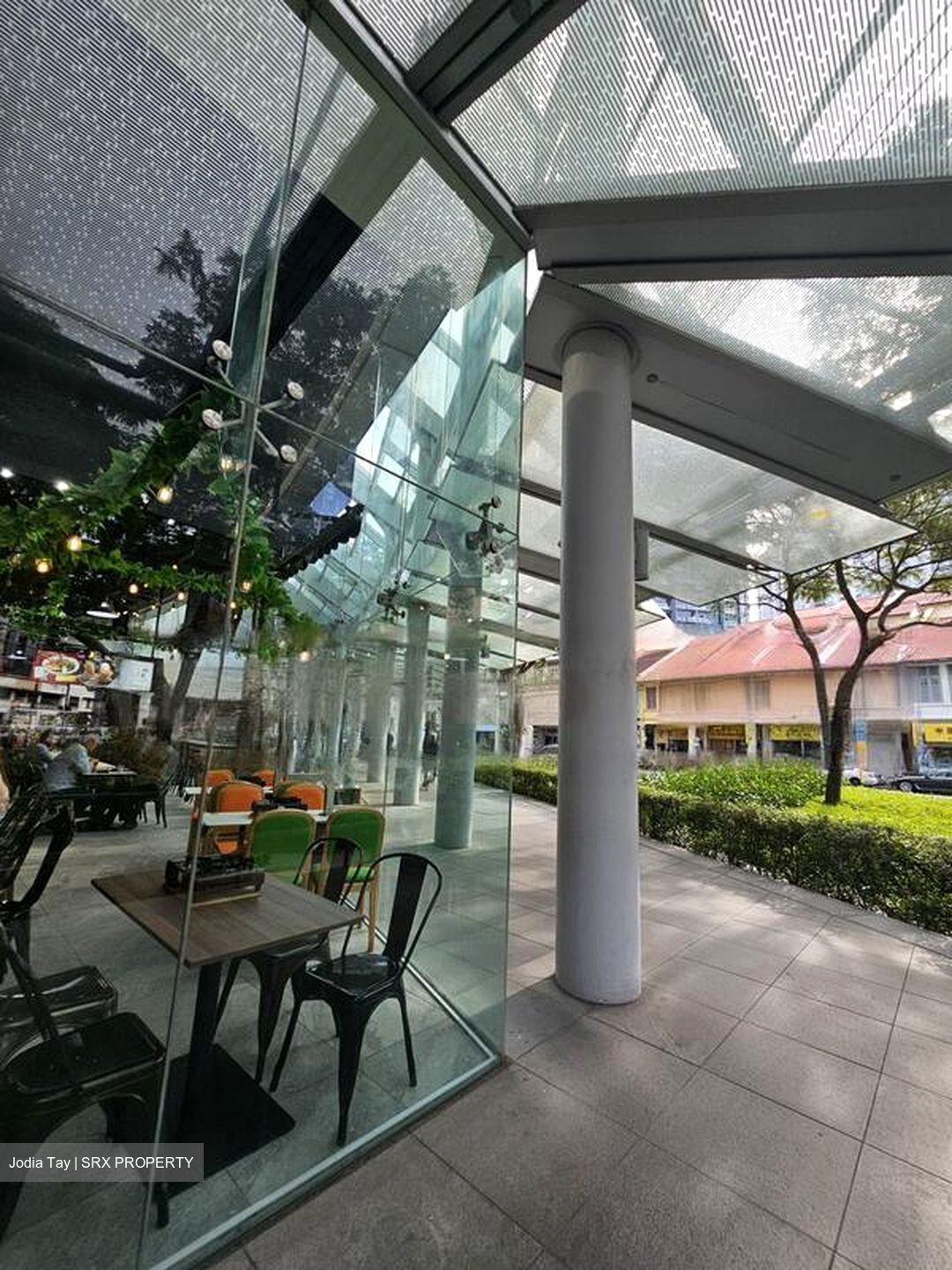 Arc 380 (D8), Office #451330051